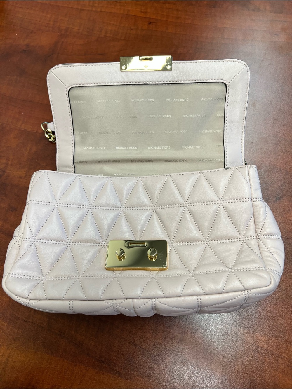 Michael Kors Quilted Sloan  Crossbody Bag in Pale Pink with Gold Hardware - Picture 6 of 13